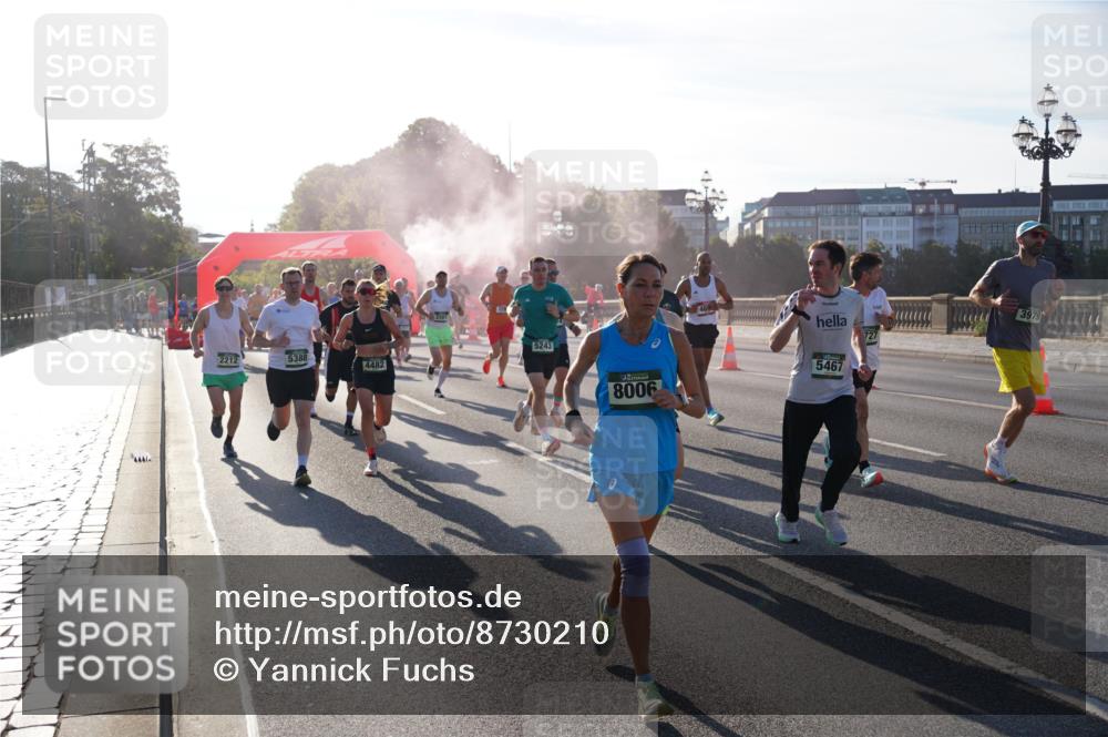 07.09.2025 - BARMER Alsterlauf Yannick Fuchs http://msf.ph/oto/8730210 07.09.2025 08:58:06 Laufen 444, 5243, 2212, 5388, 4482, 3979, 727, 5467, 8006 meine-sportfotos.de