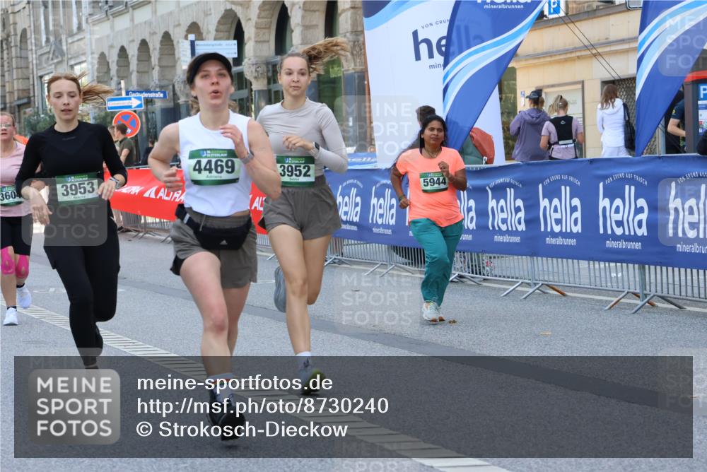 07.09.2025 - BARMER Alsterlauf Strokosch-Dieckow http://msf.ph/oto/8730240 07.09.2025 10:25:52 Ziel 3293, 3295, 3452, 3634, 4576, 4579, 4811, 4816 meine-sportfotos.de