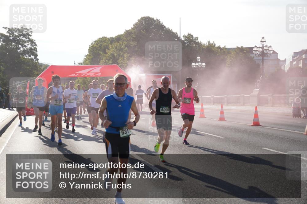 07.09.2025 - BARMER Alsterlauf Yannick Fuchs http://msf.ph/oto/8730281 07.09.2025 08:58:18 Laufen 2799, 6139, 5484, 2011, 2111, 6011, 531, 6095, 2017 meine-sportfotos.de