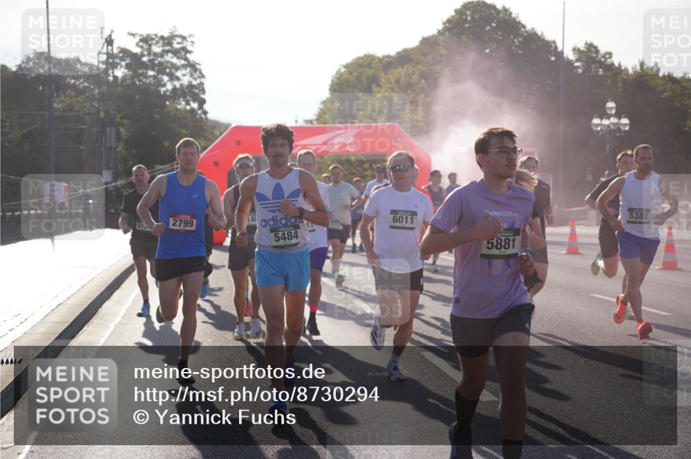 07.09.2025 - BARMER Alsterlauf Yannick Fuchs http://msf.ph/oto/8730294 07.09.2025 08:58:20 Laufen 2799, 140, 5484, 2111, 6011, 5881, 5382 meine-sportfotos.de