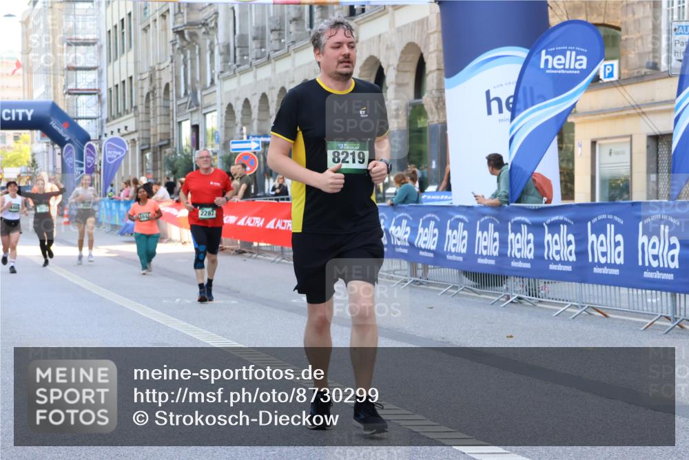 07.09.2025 - BARMER Alsterlauf Strokosch-Dieckow http://msf.ph/oto/8730299 07.09.2025 10:25:44 Ziel 3293, 3295, 3452, 3634, 4417, 4811, 4816 meine-sportfotos.de