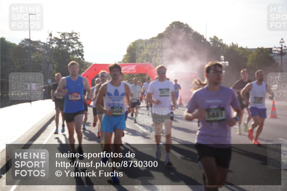 07.09.2025 - BARMER Alsterlauf Yannick Fuchs http://msf.ph/oto/8730300 07.09.2025 08:58:20 Laufen 2799, 5434, 6011, 5881, 5587 meine-sportfotos.de