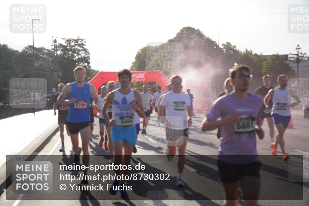 07.09.2025 - BARMER Alsterlauf Yannick Fuchs http://msf.ph/oto/8730302 07.09.2025 08:58:20 Laufen 2799, 5484, 6011, 5881, 6382 meine-sportfotos.de