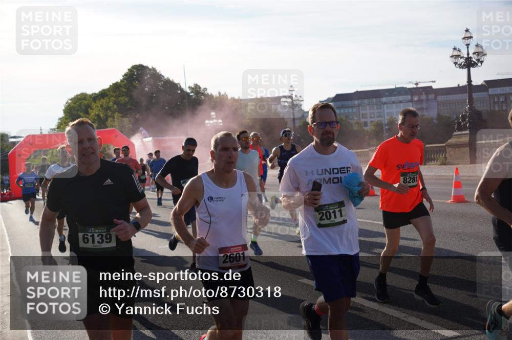 07.09.2025 - BARMER Alsterlauf Yannick Fuchs http://msf.ph/oto/8730318 07.09.2025 08:58:23 Laufen 6139, 2601, 2011, 8281 meine-sportfotos.de