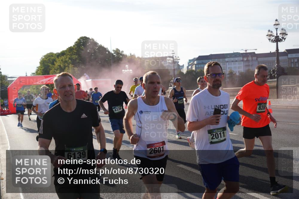 07.09.2025 - BARMER Alsterlauf Yannick Fuchs http://msf.ph/oto/8730320 07.09.2025 08:58:23 Laufen 6139, 4336, 340, 2601, 2011, 828 meine-sportfotos.de