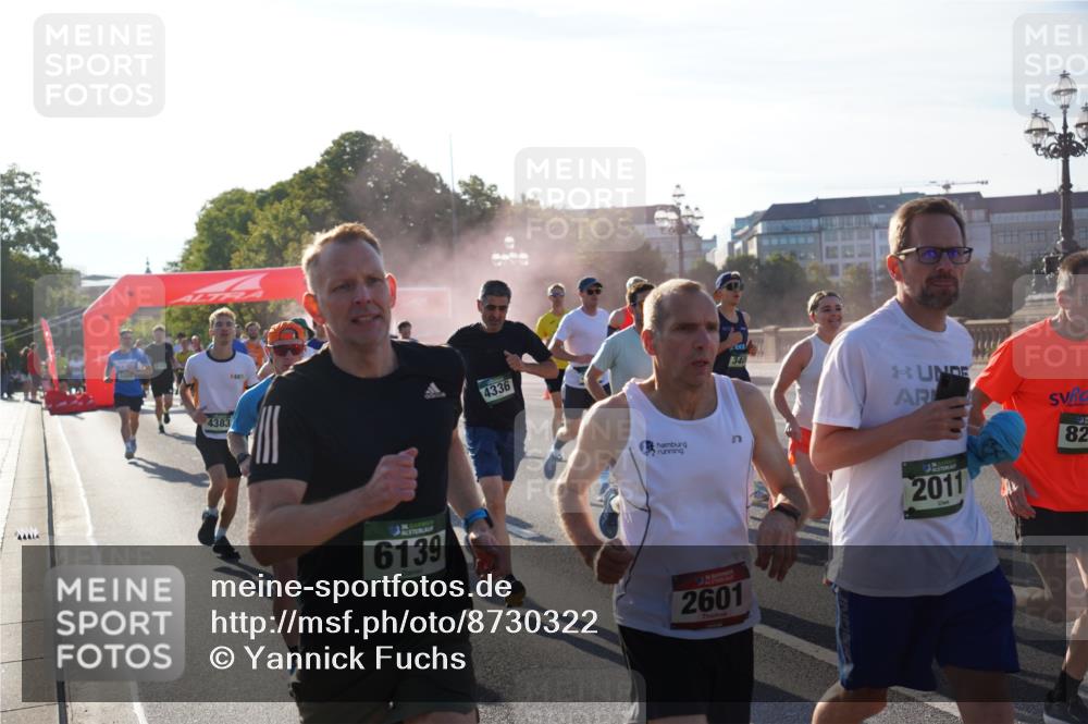 07.09.2025 - BARMER Alsterlauf Yannick Fuchs http://msf.ph/oto/8730322 07.09.2025 08:58:23 Laufen 4383, 6139, 4336, 36, 2601, 340, 2011, 82 meine-sportfotos.de