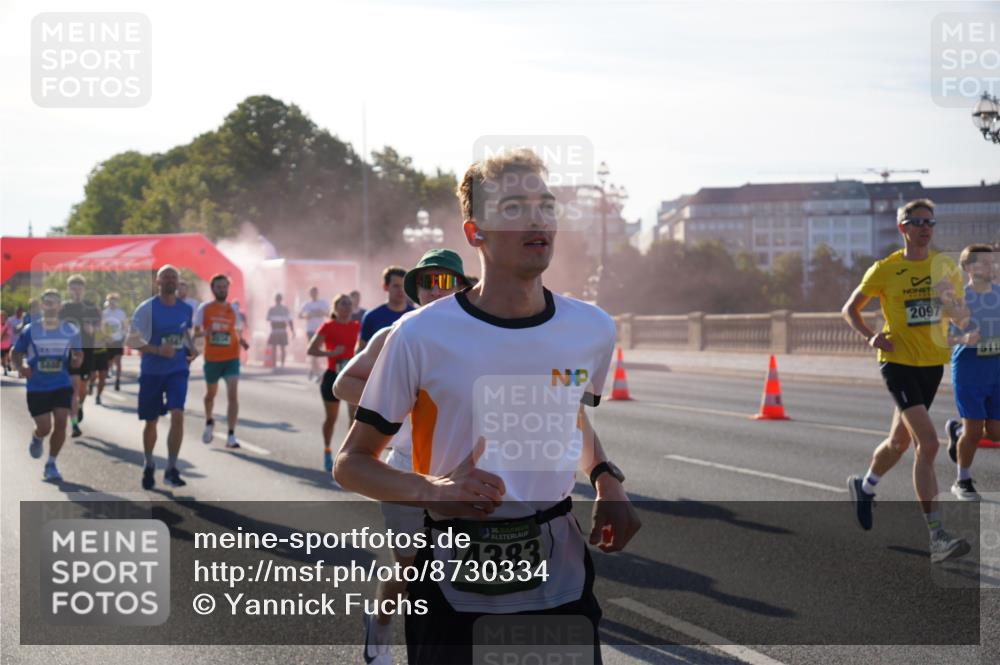 07.09.2025 - BARMER Alsterlauf Yannick Fuchs http://msf.ph/oto/8730334 07.09.2025 08:58:25 Laufen 5880, 36, 4383, 2097, 511 meine-sportfotos.de