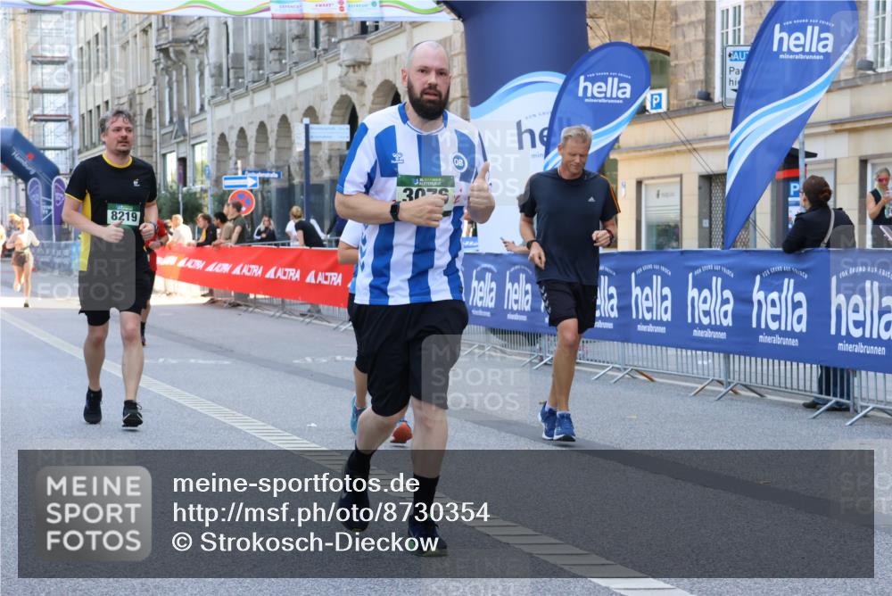 07.09.2025 - BARMER Alsterlauf Strokosch-Dieckow http://msf.ph/oto/8730354 07.09.2025 10:25:42 Ziel 3293, 3295, 3452, 3634, 4417, 4811, 4816 meine-sportfotos.de
