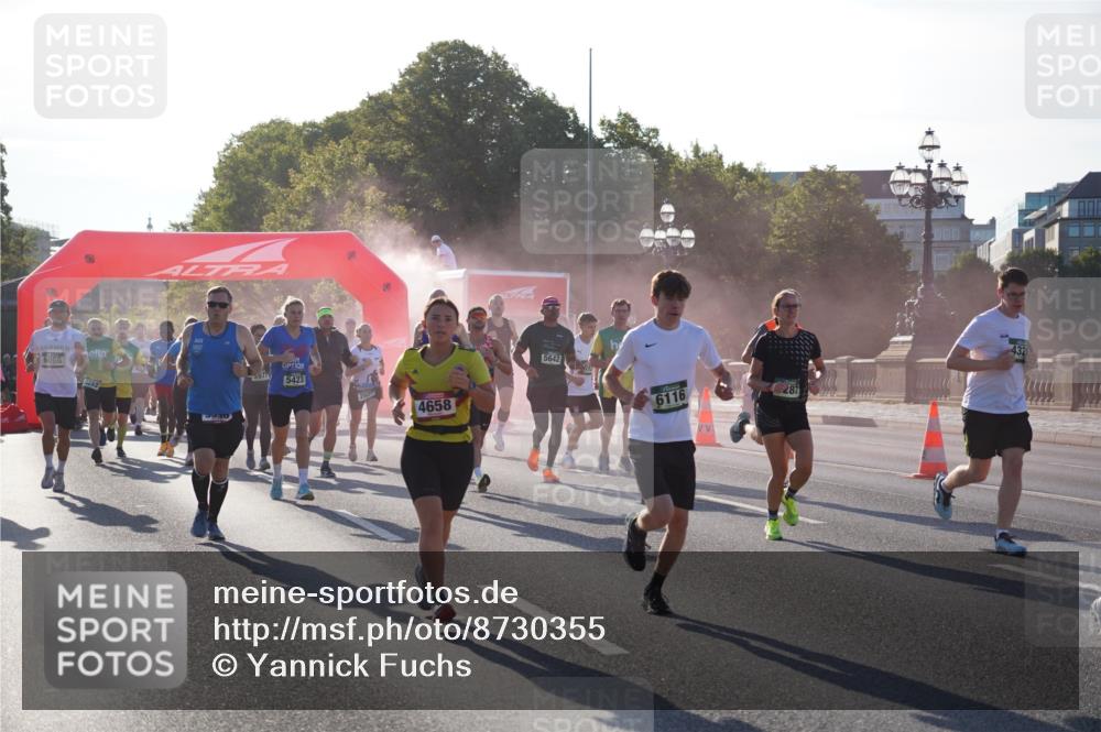 07.09.2025 - BARMER Alsterlauf Yannick Fuchs http://msf.ph/oto/8730355 07.09.2025 08:58:30 Laufen 6066, 5253, 5977, 5423, 262, 4658, 5642, 6116, 287 meine-sportfotos.de