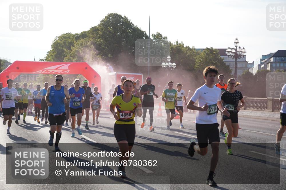 07.09.2025 - BARMER Alsterlauf Yannick Fuchs http://msf.ph/oto/8730362 07.09.2025 08:58:31 Laufen 6066, 4419, 5423, 2627, 4658, 642, 6262, 6013, 6116, 8287 meine-sportfotos.de