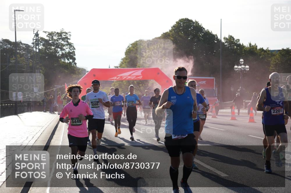 07.09.2025 - BARMER Alsterlauf Yannick Fuchs http://msf.ph/oto/8730377 07.09.2025 08:58:32 Laufen 5449, 6066, 4419, 478, 5288, 2627, 2201, 369 meine-sportfotos.de