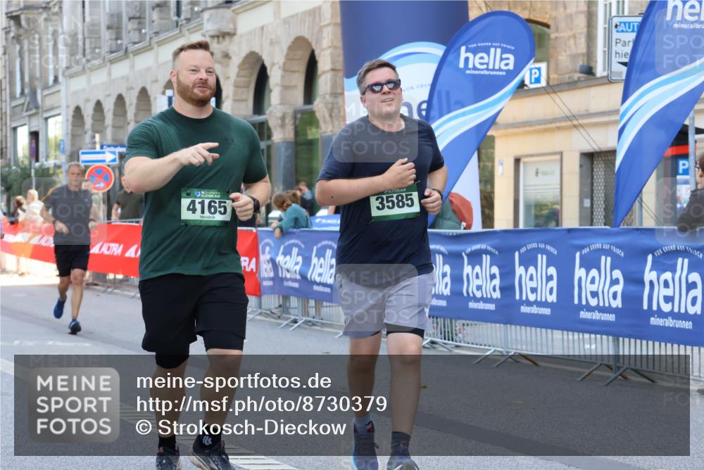 07.09.2025 - BARMER Alsterlauf Strokosch-Dieckow http://msf.ph/oto/8730379 07.09.2025 10:25:37 Ziel 3293, 3295, 3452, 3634, 4417 meine-sportfotos.de