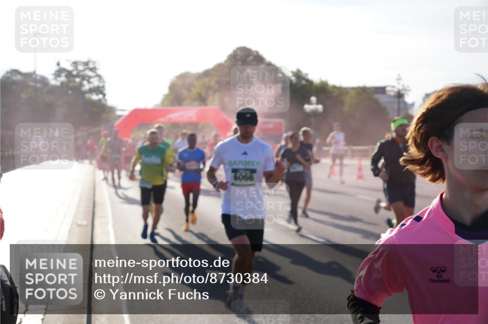 07.09.2025 - BARMER Alsterlauf Yannick Fuchs http://msf.ph/oto/8730384 07.09.2025 08:58:34 Laufen 6066 meine-sportfotos.de