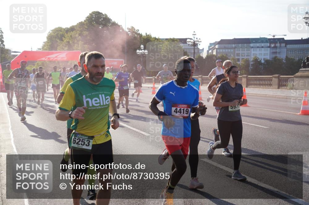 07.09.2025 - BARMER Alsterlauf Yannick Fuchs http://msf.ph/oto/8730395 07.09.2025 08:58:36 Laufen 2, 4927, 3480, 6253, 4419, 5977 meine-sportfotos.de