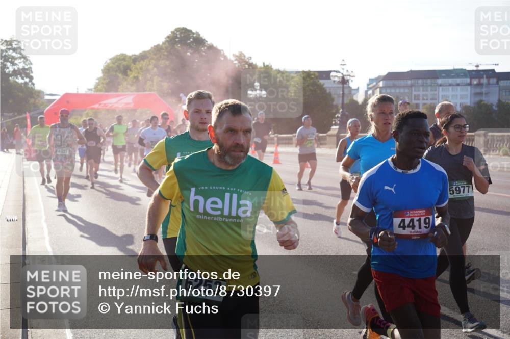07.09.2025 - BARMER Alsterlauf Yannick Fuchs http://msf.ph/oto/8730397 07.09.2025 08:58:36 Laufen 4927, 36, 4419, 6253, 5977 meine-sportfotos.de
