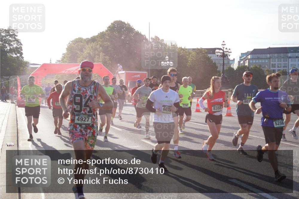 07.09.2025 - BARMER Alsterlauf Yannick Fuchs http://msf.ph/oto/8730410 07.09.2025 08:58:38 Laufen 2811, 815, 94, 4927, 2954, 54, 6073, 2790, 8355, 801, 5288 meine-sportfotos.de