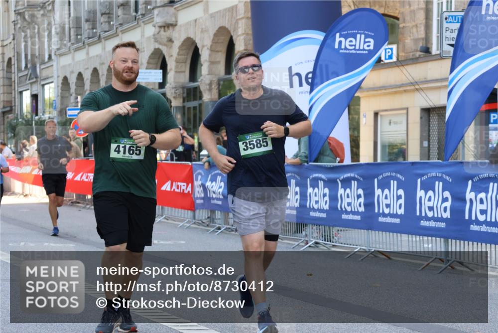 07.09.2025 - BARMER Alsterlauf Strokosch-Dieckow http://msf.ph/oto/8730412 07.09.2025 10:25:37 Ziel 3293, 3295, 3452, 3634, 4417 meine-sportfotos.de