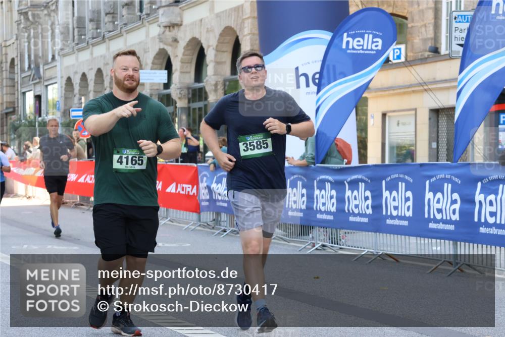 07.09.2025 - BARMER Alsterlauf Strokosch-Dieckow http://msf.ph/oto/8730417 07.09.2025 10:25:36 Ziel 3293, 3295, 3452, 3634, 4417 meine-sportfotos.de