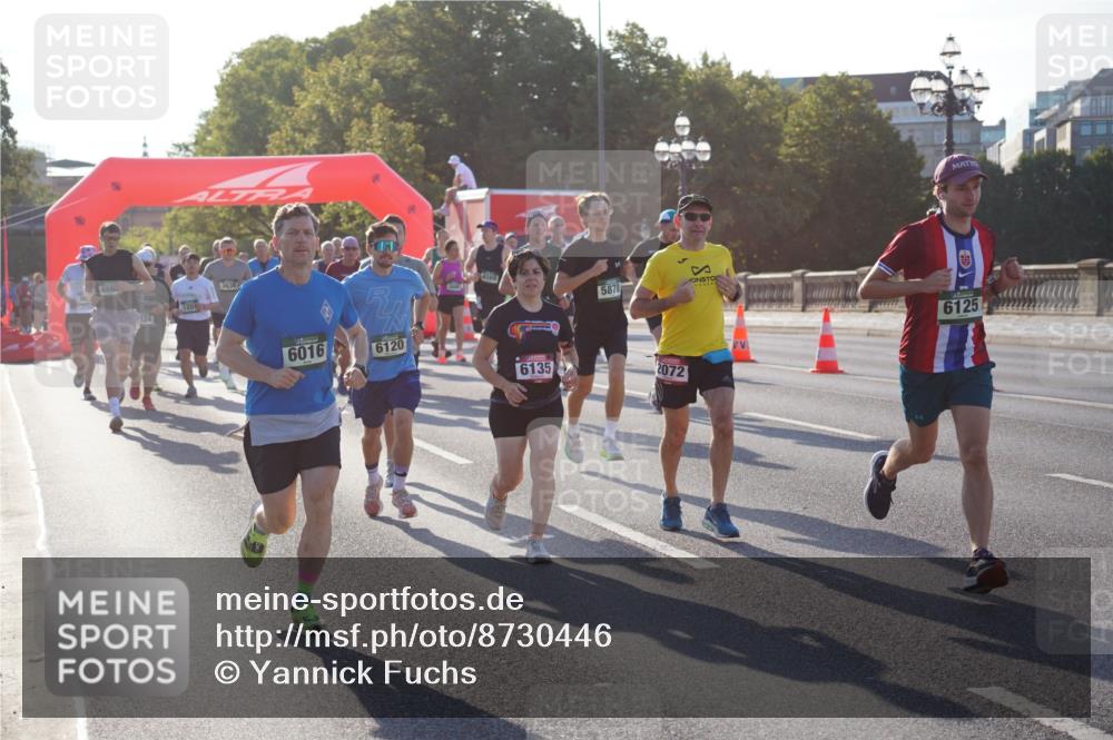 07.09.2025 - BARMER Alsterlauf Yannick Fuchs http://msf.ph/oto/8730446 07.09.2025 08:58:45 Laufen 486, 124, 1201, 3638, 6016, 6120, 6135, 5878, 2072, 6125 meine-sportfotos.de