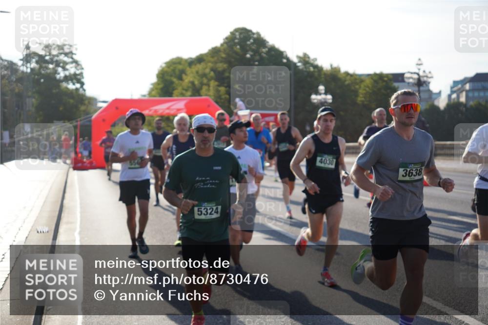 07.09.2025 - BARMER Alsterlauf Yannick Fuchs http://msf.ph/oto/8730476 07.09.2025 08:58:51 Laufen 550, 5324, 4030, 3638 meine-sportfotos.de