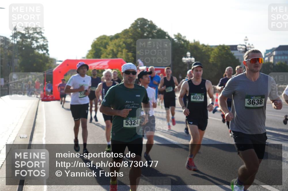 07.09.2025 - BARMER Alsterlauf Yannick Fuchs http://msf.ph/oto/8730477 07.09.2025 08:58:51 Laufen 4030, 3638, 5324 meine-sportfotos.de