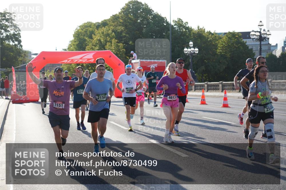 07.09.2025 - BARMER Alsterlauf Yannick Fuchs http://msf.ph/oto/8730499 07.09.2025 08:58:56 Laufen 22, 60, 2151, 6249, 50, 2150, 286, 8225, 4613, 2588 meine-sportfotos.de