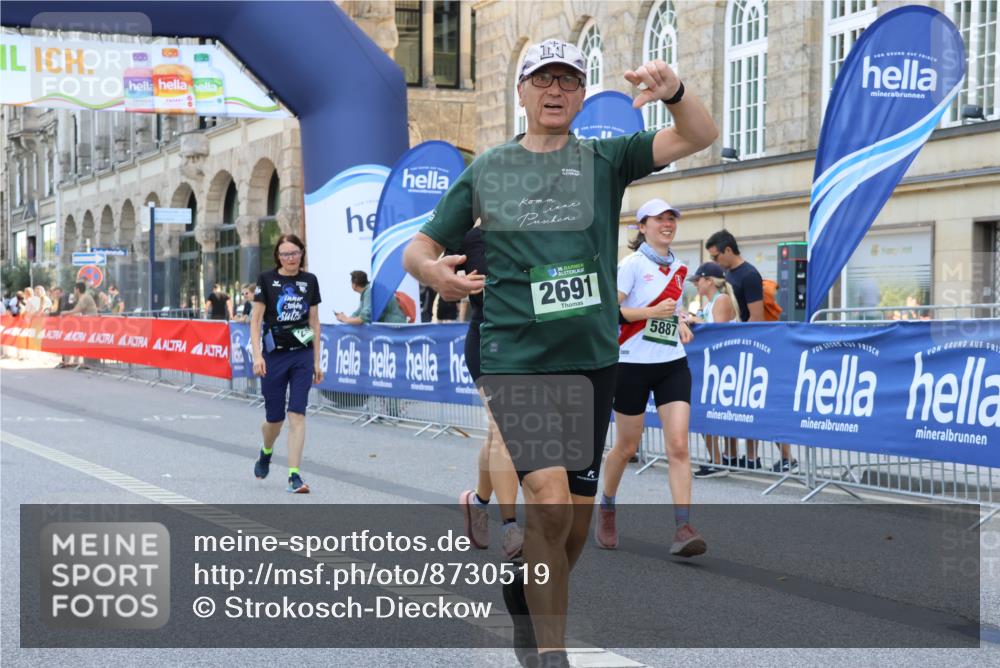 07.09.2025 - BARMER Alsterlauf Strokosch-Dieckow http://msf.ph/oto/8730519 07.09.2025 10:25:22 Ziel 2342, 3591, 3604, 3952, 3953, 4469 meine-sportfotos.de