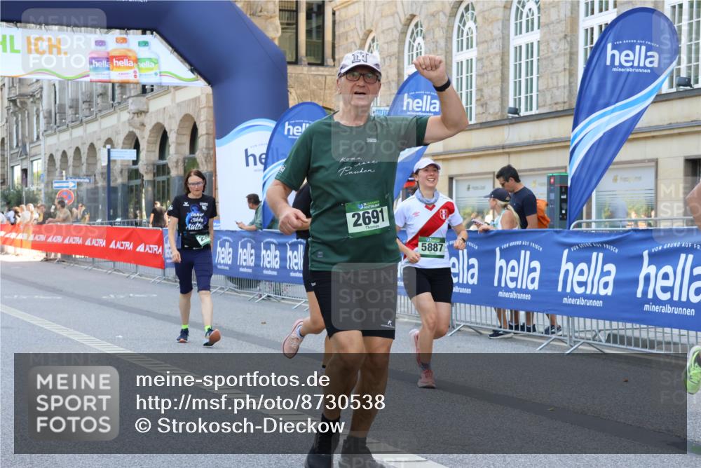 07.09.2025 - BARMER Alsterlauf Strokosch-Dieckow http://msf.ph/oto/8730538 07.09.2025 10:25:22 Ziel 2342, 3591, 3604, 3952, 3953, 4469 meine-sportfotos.de