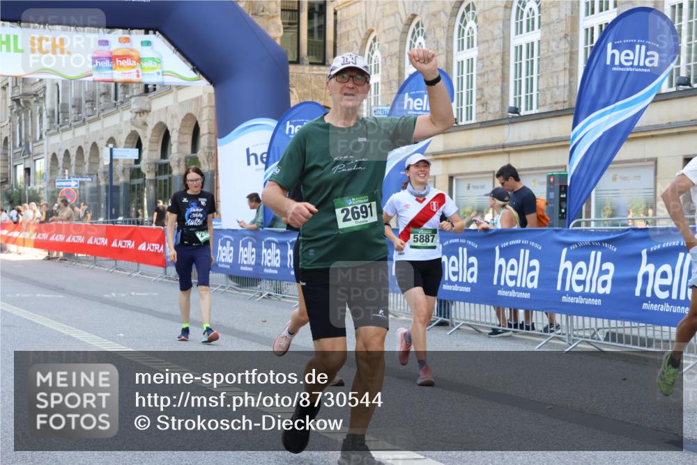 07.09.2025 - BARMER Alsterlauf Strokosch-Dieckow http://msf.ph/oto/8730544 07.09.2025 10:25:22 Ziel 2342, 3591, 3604, 3952, 3953, 4469 meine-sportfotos.de