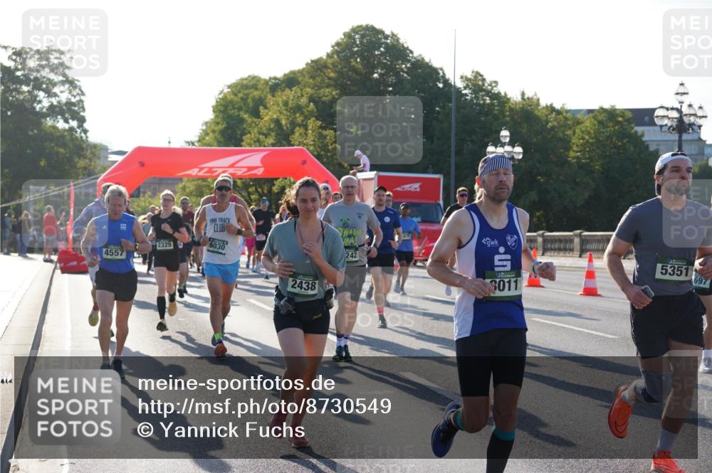 07.09.2025 - BARMER Alsterlauf Yannick Fuchs http://msf.ph/oto/8730549 07.09.2025 08:59:05 Laufen 4557, 2329, 6030, 2438, 242, 075, 3011, 5351, 697 meine-sportfotos.de