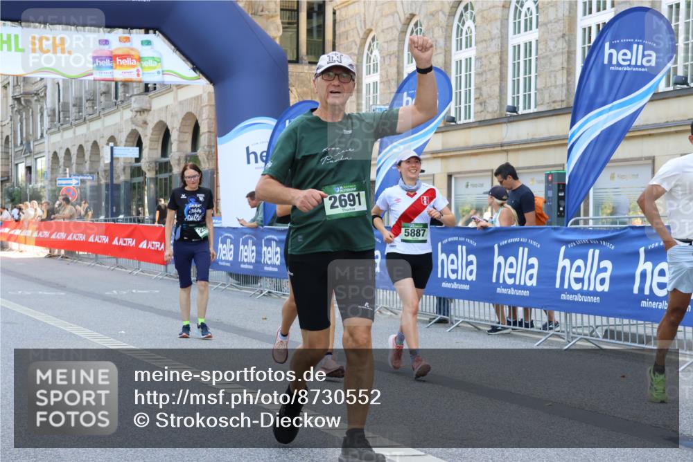 07.09.2025 - BARMER Alsterlauf Strokosch-Dieckow http://msf.ph/oto/8730552 07.09.2025 10:25:22 Ziel 2342, 3591, 3604, 3952, 3953, 4469 meine-sportfotos.de