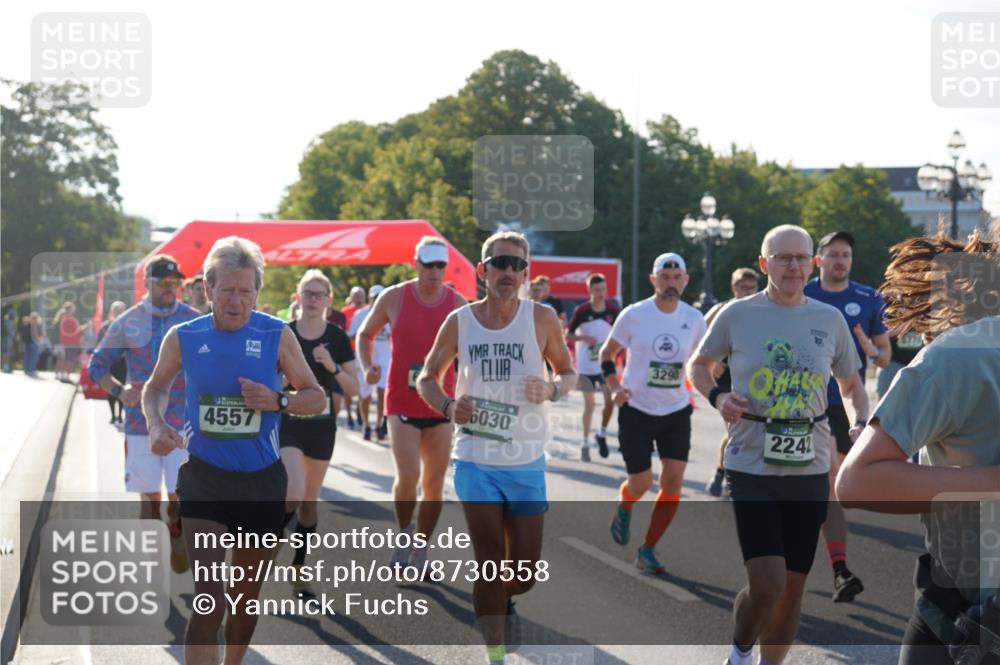 07.09.2025 - BARMER Alsterlauf Yannick Fuchs http://msf.ph/oto/8730558 07.09.2025 08:59:07 Laufen 4557, 6030, 3290, 2242 meine-sportfotos.de