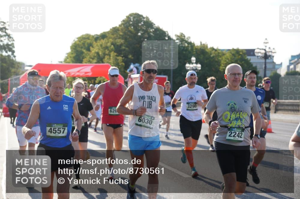 07.09.2025 - BARMER Alsterlauf Yannick Fuchs http://msf.ph/oto/8730561 07.09.2025 08:59:08 Laufen 36, 4557, 626, 6030, 3290, 10, 2242 meine-sportfotos.de
