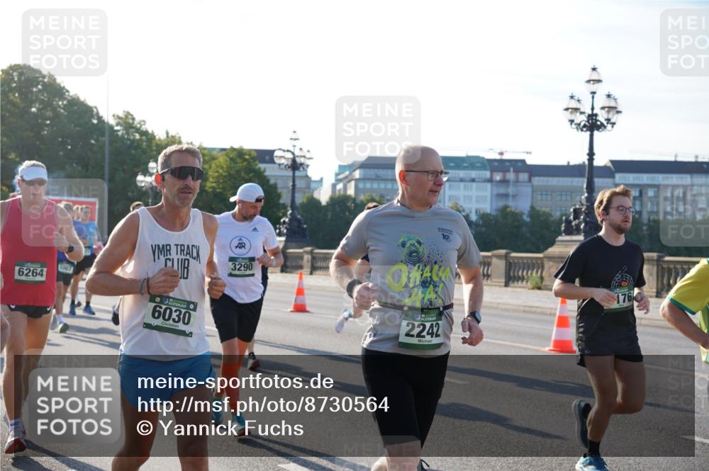07.09.2025 - BARMER Alsterlauf Yannick Fuchs http://msf.ph/oto/8730564 07.09.2025 08:59:08 Laufen 6264, 5067, 3290, 36, 6030, 19, 2242, 176 meine-sportfotos.de