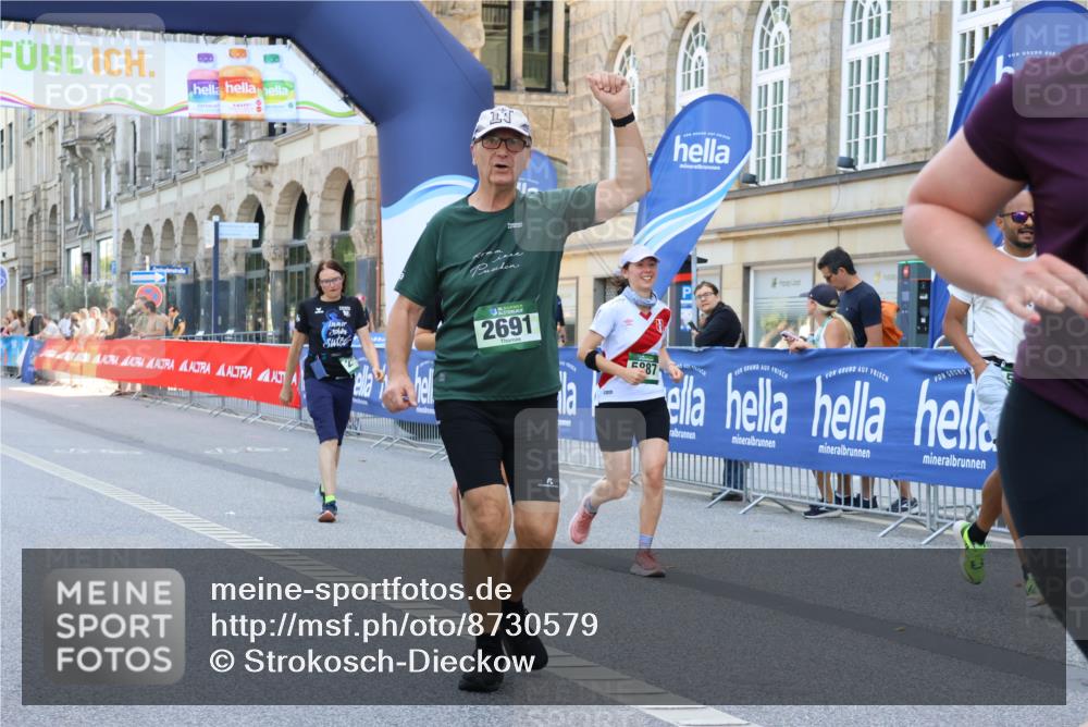 07.09.2025 - BARMER Alsterlauf Strokosch-Dieckow http://msf.ph/oto/8730579 07.09.2025 10:25:21 Ziel 2342, 3591, 3604, 3952, 3953, 4469 meine-sportfotos.de