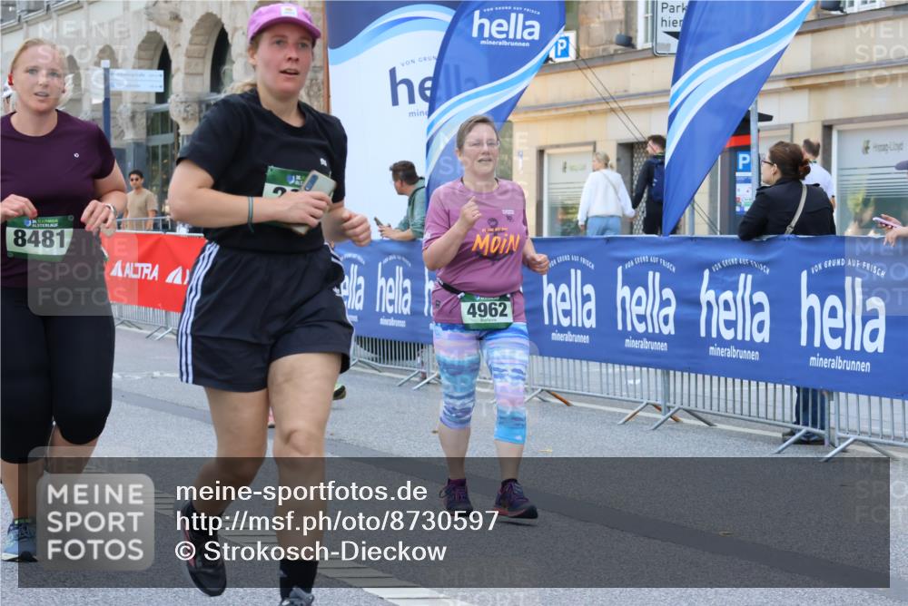 07.09.2025 - BARMER Alsterlauf Strokosch-Dieckow http://msf.ph/oto/8730597 07.09.2025 10:25:19 Ziel 2342, 3591, 3604, 3952, 3953, 4469, 5944 meine-sportfotos.de