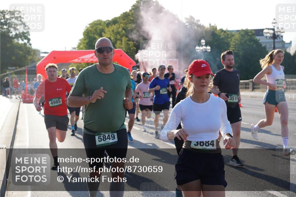 07.09.2025 - BARMER Alsterlauf Yannick Fuchs http://msf.ph/oto/8730659 07.09.2025 08:59:24 Laufen 4985, 5849, 6142, 3068, 3084, 3519, 460 meine-sportfotos.de