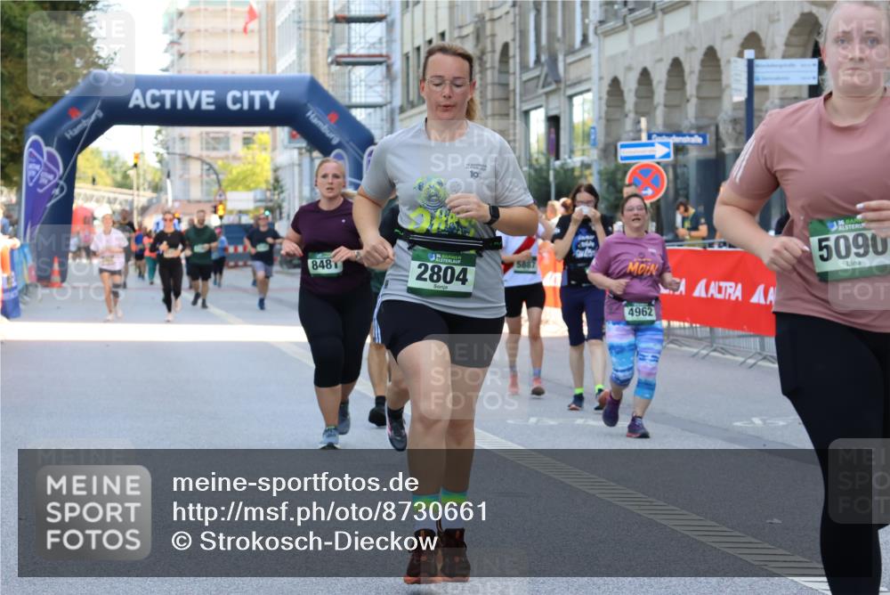 07.09.2025 - BARMER Alsterlauf Strokosch-Dieckow http://msf.ph/oto/8730661 07.09.2025 10:25:14 Ziel 2287, 2342, 3591, 3604, 3952, 3953, 4469, 5568, 5569, 5944, 8219 meine-sportfotos.de