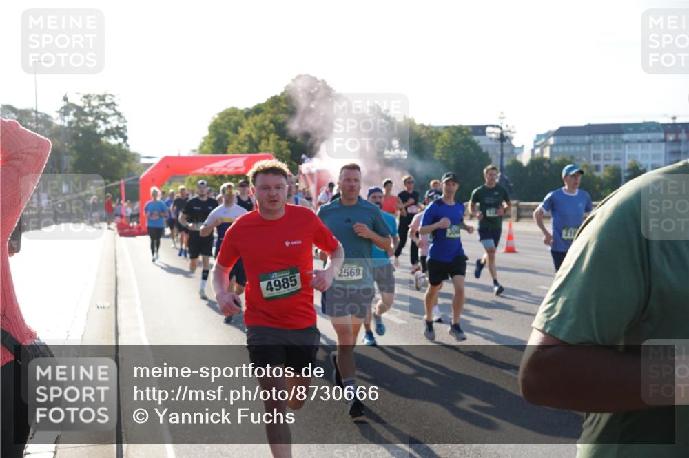 07.09.2025 - BARMER Alsterlauf Yannick Fuchs http://msf.ph/oto/8730666 07.09.2025 08:59:26 Laufen 4985, 2569, 211 meine-sportfotos.de
