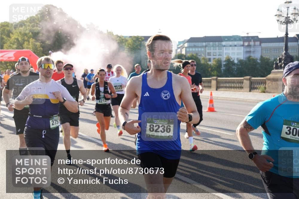 07.09.2025 - BARMER Alsterlauf Yannick Fuchs http://msf.ph/oto/8730673 07.09.2025 08:59:27 Laufen 2751, 4212, 6043, 36, 36, 8236, 300 meine-sportfotos.de