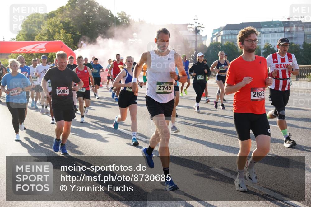 07.09.2025 - BARMER Alsterlauf Yannick Fuchs http://msf.ph/oto/8730685 07.09.2025 08:59:30 Laufen 4418, 4981, 5082, 41, 792, 80, 2745, 8216, 2629 meine-sportfotos.de
