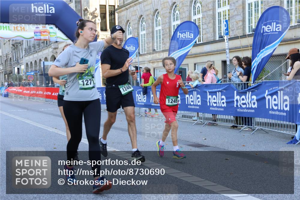 07.09.2025 - BARMER Alsterlauf Strokosch-Dieckow http://msf.ph/oto/8730690 07.09.2025 11:51:03 Ziel 8486 meine-sportfotos.de