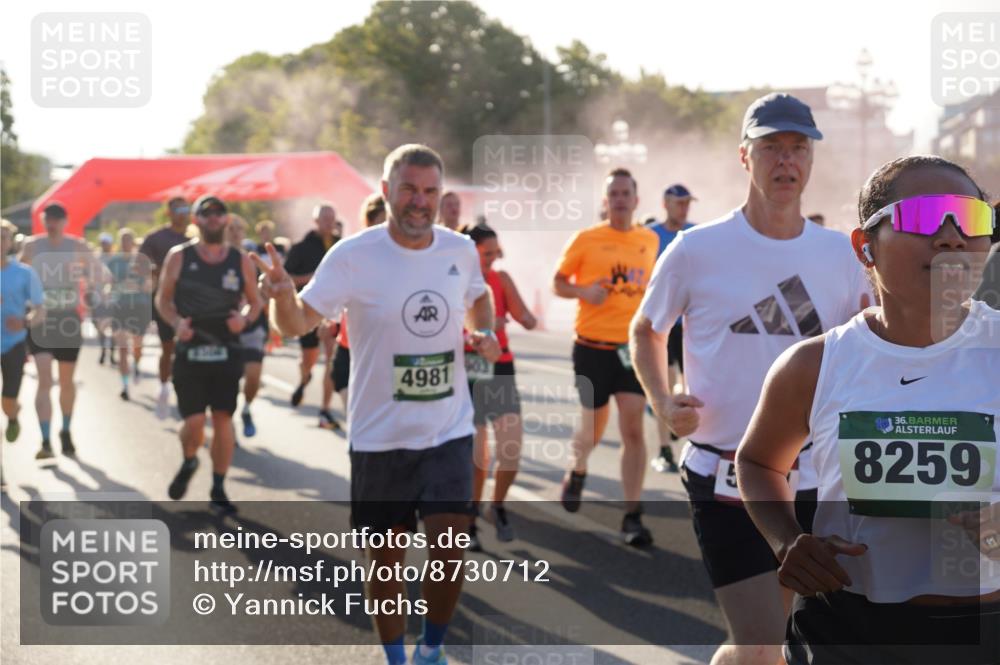 07.09.2025 - BARMER Alsterlauf Yannick Fuchs http://msf.ph/oto/8730712 07.09.2025 08:59:34 Laufen 4981, 36, 8259 meine-sportfotos.de