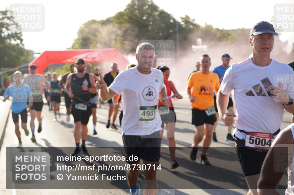 07.09.2025 - BARMER Alsterlauf Yannick Fuchs http://msf.ph/oto/8730714 07.09.2025 08:59:34 Laufen 1442, 4981, 5004 meine-sportfotos.de