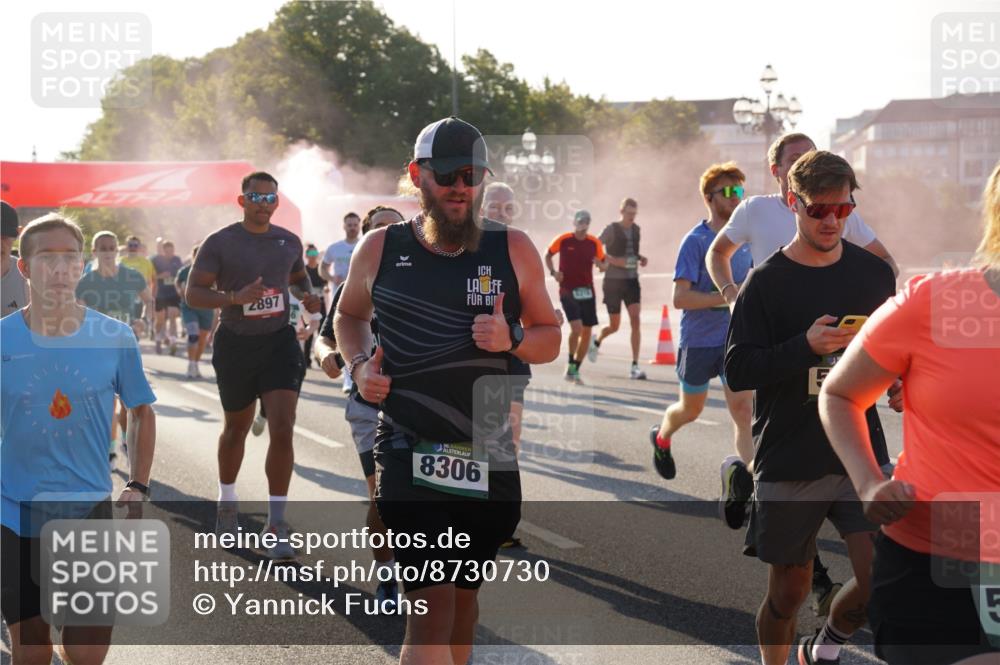 07.09.2025 - BARMER Alsterlauf Yannick Fuchs http://msf.ph/oto/8730730 07.09.2025 08:59:36 Laufen 2897, 36, 8306 meine-sportfotos.de