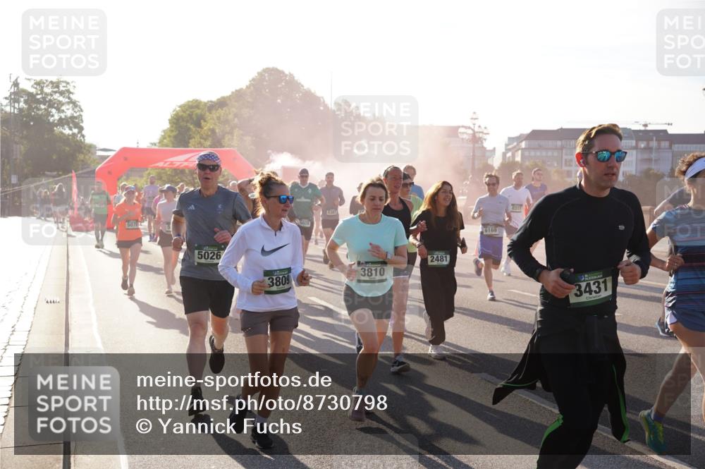 07.09.2025 - BARMER Alsterlauf Yannick Fuchs http://msf.ph/oto/8730798 07.09.2025 08:59:49 Laufen 44444, 5070, 5026, 5028, 5367, 2481, 3809, 3810, 6169, 8311, 3431 meine-sportfotos.de