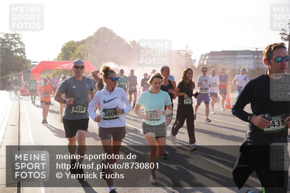 07.09.2025 - BARMER Alsterlauf Yannick Fuchs http://msf.ph/oto/8730801 07.09.2025 08:59:49 Laufen 44444, 5078, 5026, 3809, 5367, 5750, 816, 2481, 6169, 8311, 16, 431 meine-sportfotos.de