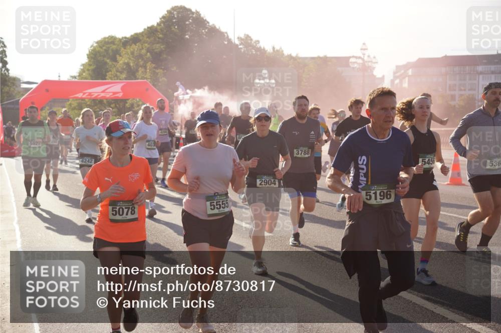 07.09.2025 - BARMER Alsterlauf Yannick Fuchs http://msf.ph/oto/8730817 07.09.2025 08:59:52 Laufen 5921, 4242, 403, 4204, 5078, 5555, 2904, 3788, 5196, 5456, 536 meine-sportfotos.de