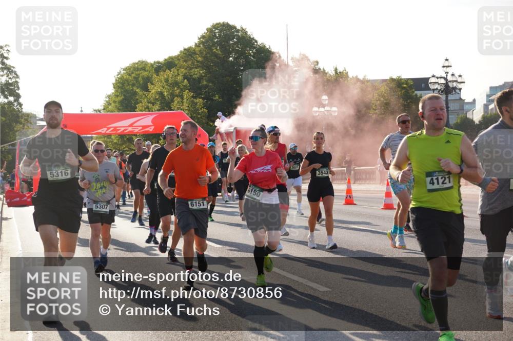 07.09.2025 - BARMER Alsterlauf Yannick Fuchs http://msf.ph/oto/8730856 07.09.2025 08:59:58 Laufen 5316, 6151, 5307, 6150, 3543, 4121 meine-sportfotos.de