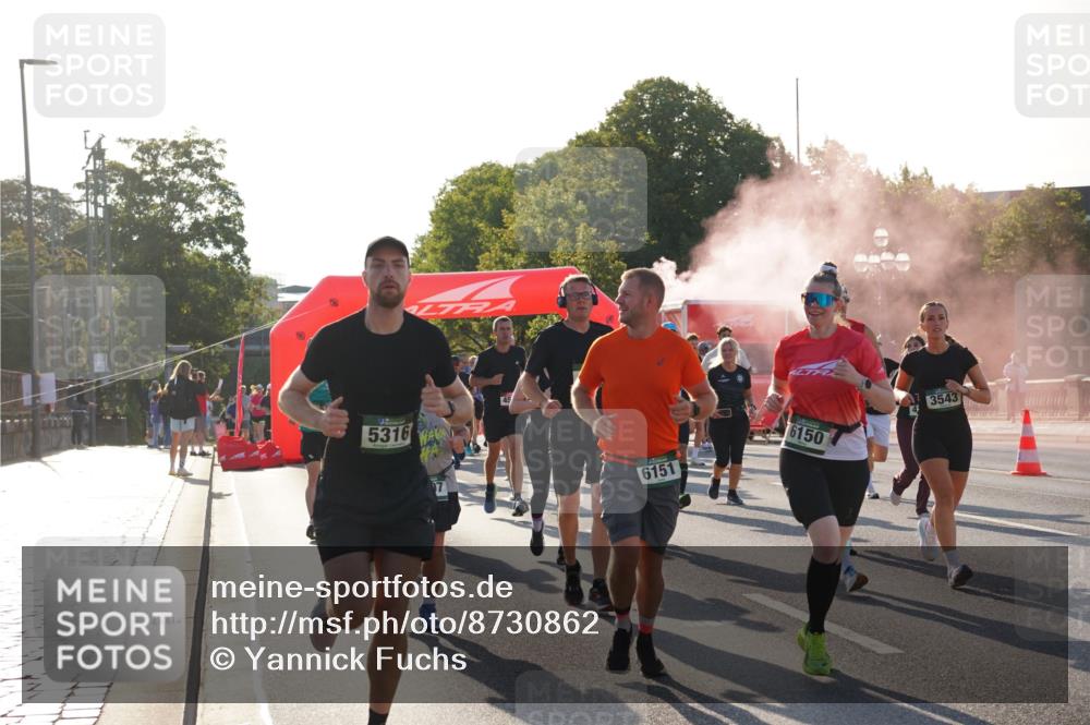 07.09.2025 - BARMER Alsterlauf Yannick Fuchs http://msf.ph/oto/8730862 07.09.2025 08:59:59 Laufen 5316, 45, 6151, 6150, 3543 meine-sportfotos.de